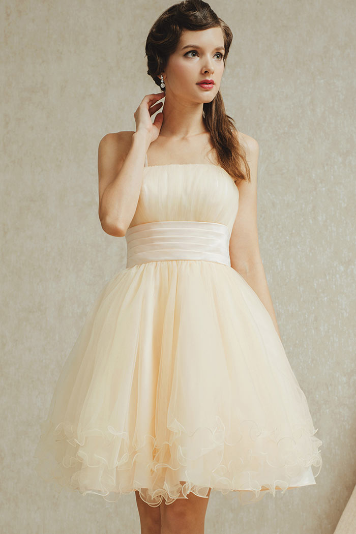 Sexy Champagne Tulle Knee Length Spaghetti Straps Formal Bridesmaid Dress