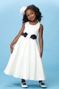 Fashion Satin A Line Scoop White Flower Girl Dress With Black Bow