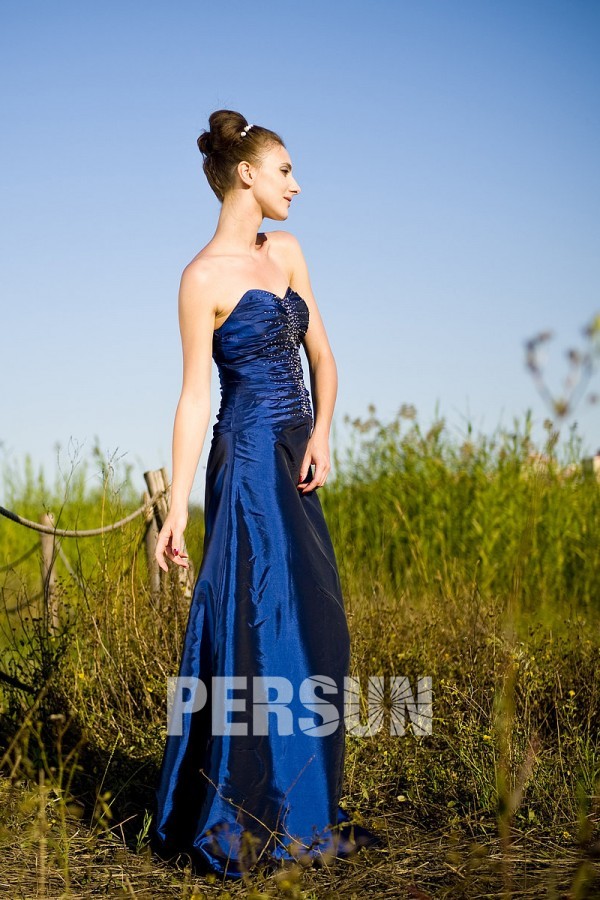 Chic Column Blue Sweetheart Taffeta Long Beading Formal Dress