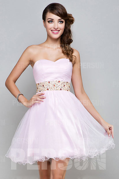 robe-de-bal-courte-rose-bustier-coeur