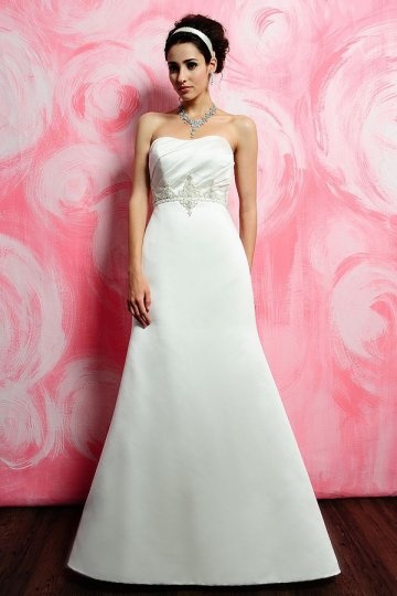 A line Sweetheart Beading Ruched White Satin Wedding Dress