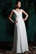 Chic Etui-Linie V-Ausschnitt Ärmelloses Brautkleider aus Chiffon