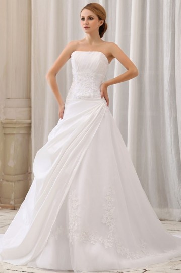 Ilfracombe Elegant Solid Applique Strapless Taffeta Wedding Gown