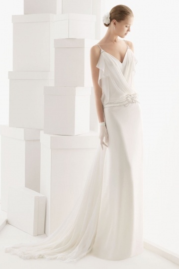 Schönes langes weißes Brautkleider