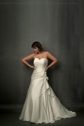 Weddingbuy Sweetheart Ruching Flower Lace Up Satin Plus Size Wedding Gown