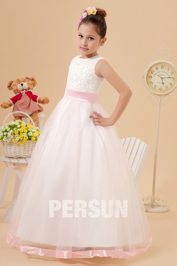 Sleeveless White Tulle Flower Girl Dress with Appliques with Sash
