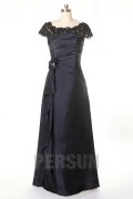 Elegantes schwarzes langes Abendkleid mit festem Spitzenausschnitt