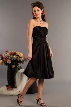 Belt Strapless Satin Black Knee Length Formal Bridesmaid Dress