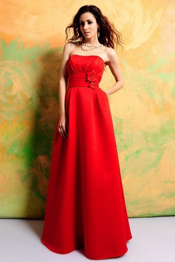 Strapless Red Ruched A-line Satin Bridesmaid Dress