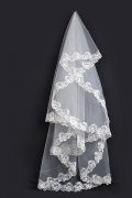 Embroidery One tier White Wedding Veil