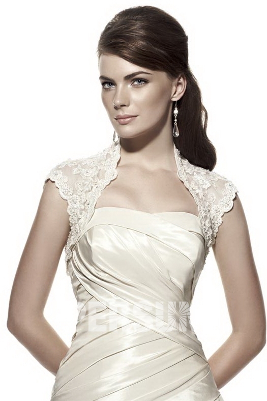 White Sleeveless Lace Bridal Wrap