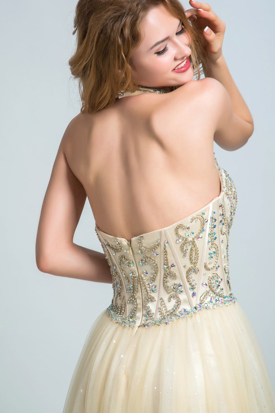 Persun Elegant Halter Crystal Details Long Prom Gown