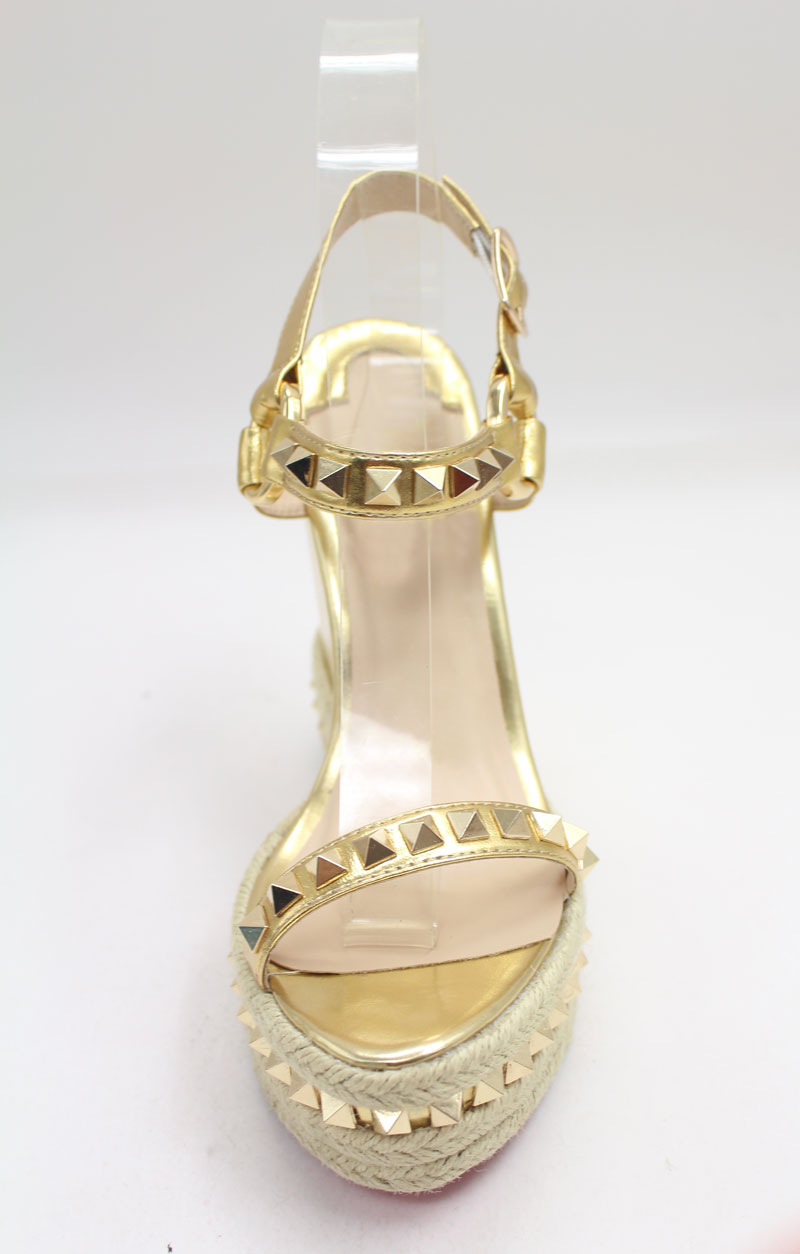 Elegante Schuhe in Gold