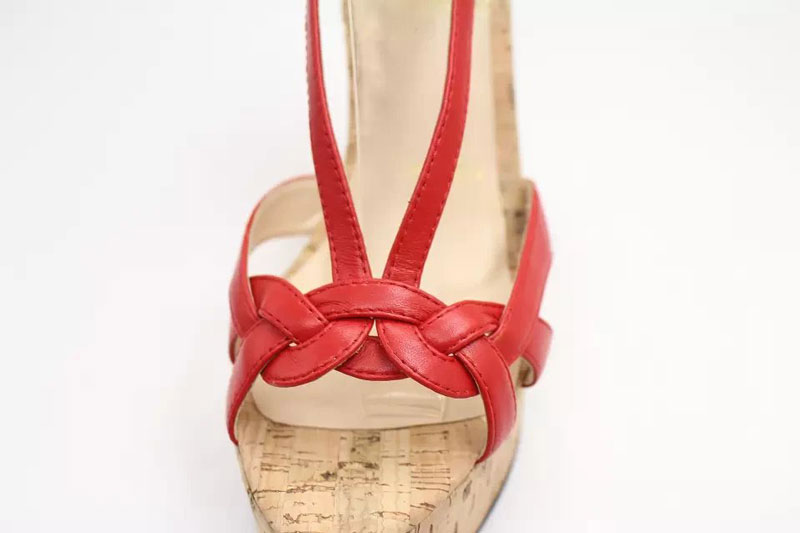 Chic rotes Sandalen