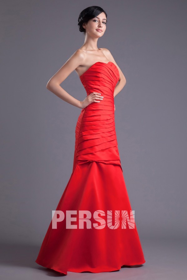 Elegant Mermaid Strapless Red Long Formal Bridesmaid Dress