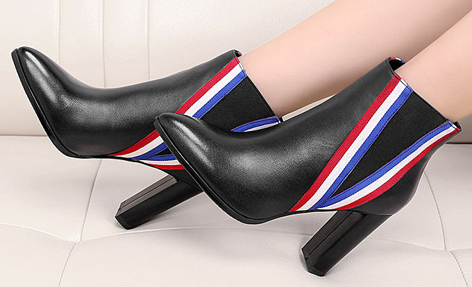bottine noire a rayures tricolores en tendance pointue talon haut epais hiver