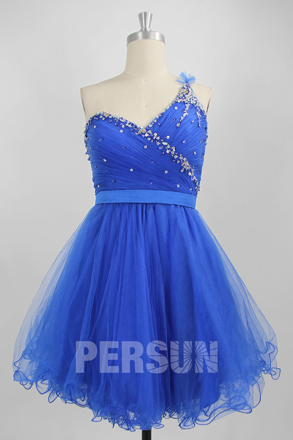 Petite robe bal bleu col asymétrique à dos nu en tulle