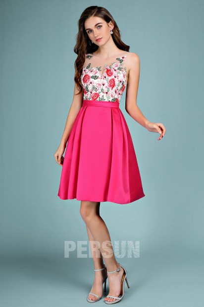 robe-de-gala-vintage-persun-bustier-dentelle-colorie-jupe-rose-bonbon.jpg?profile=RESIZE_400x