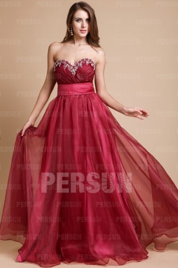 robe de soirée bordeaux princesse bustier coeur orné de strass