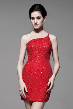 Mini robe rouge moulante asymétrique en dentelle rétro