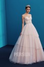 Ronsard : Robe de mariée rose pâle bustier coeur en dentelle guipure tendance 2019