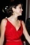 Robe longue rouge Selena Gomez à col V
