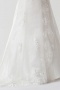 Robe pour mariée dentelle blanche ceinturée bijoux