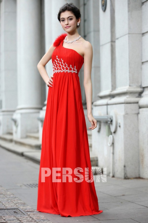 robe rouge empoire pour occasion formelle