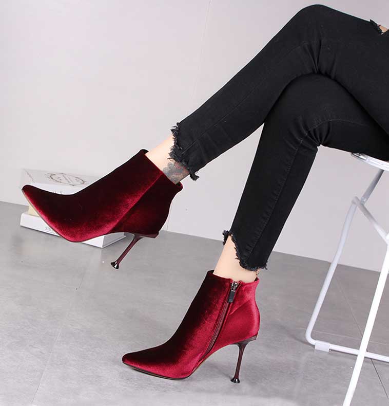 bottine a talon rouge bordeaux