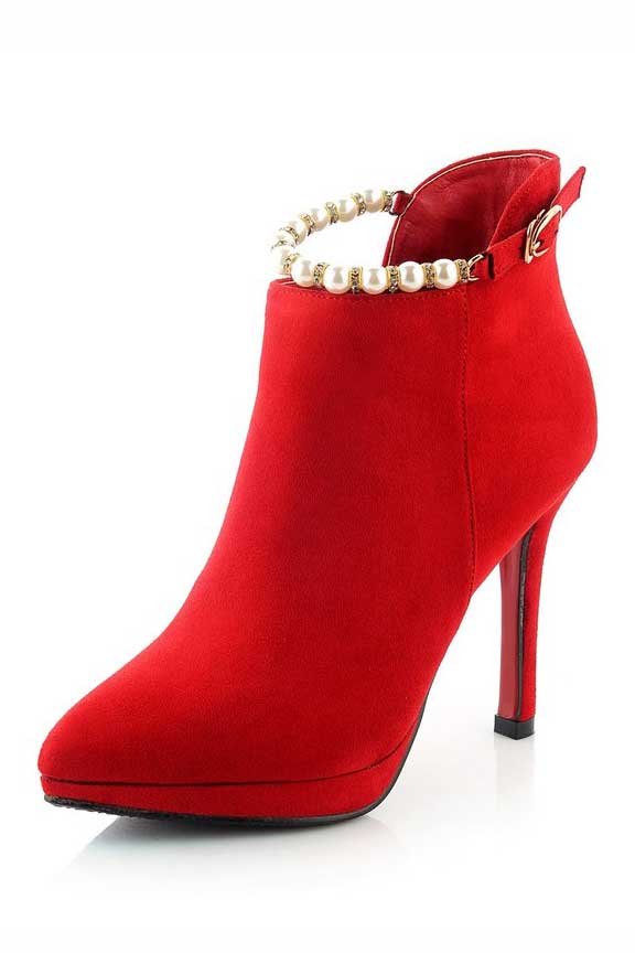 Low boots rouge élégants à bride perlée