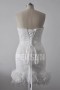 Mini Robe de mariée courte fourreau avec plumes à bustier coeur entièrement drapée
