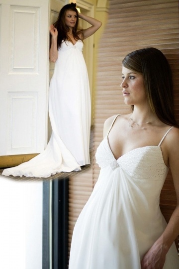 Robe de mariée enceinte bustier perlé avec traîne courte