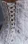 Robe de mariée moderne bustier en organza décolleté en cœur ornée de bijoux