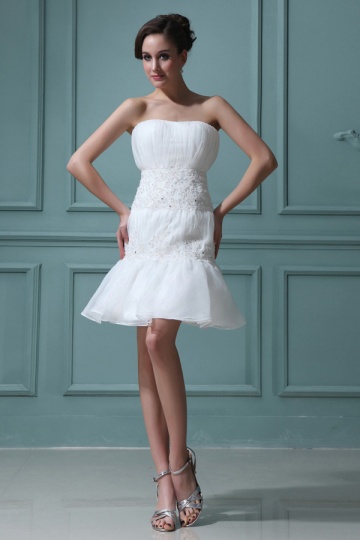 Mini robe bustier Empire blanche en organza