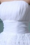 Robe de mariée princesse en dentelle bustier à jupe évasée