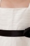 Robe de cérémonie fille décolleté carré accessoirisée d'une ceinture noire