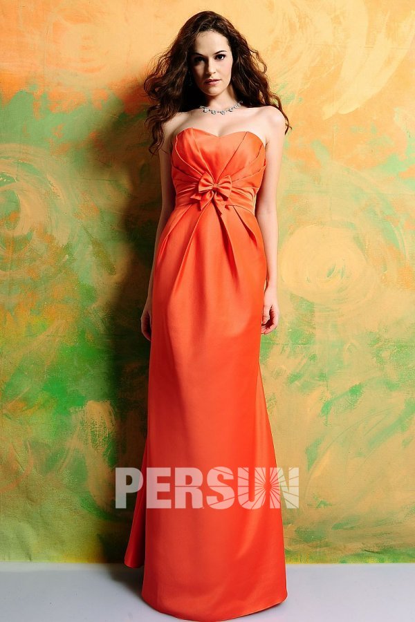 robe de soirée orange longue empire bustier coeur plissé embelli de noeud papillon
