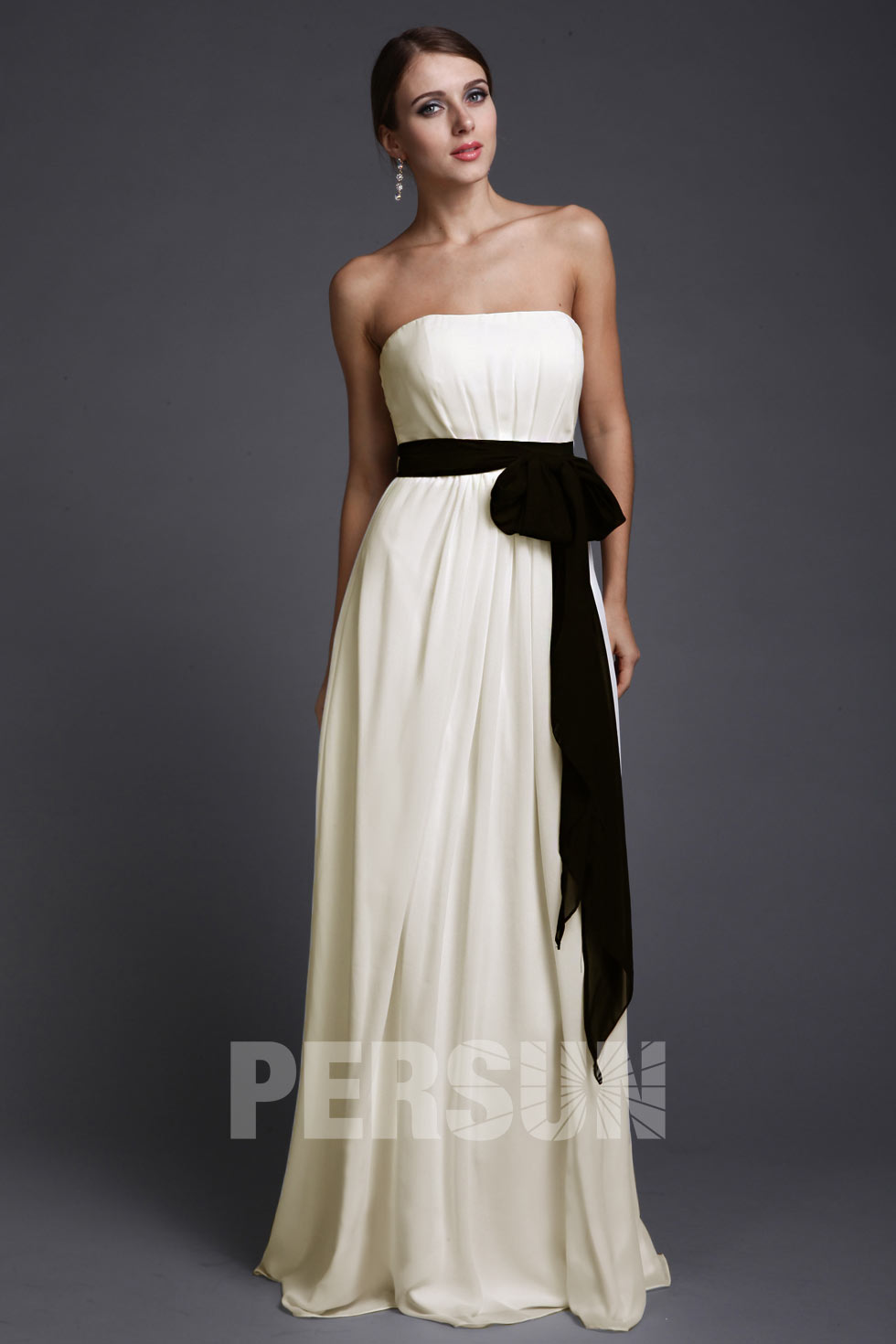 robe blanche longue pour invitée mariage