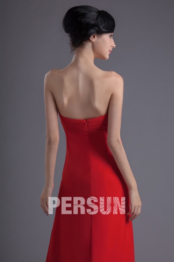 robe rouge empire bustier plissé pour vernissage