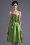 Verte robe demoiselle d'honneur bustier Ligne A ornée de fleur