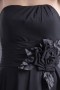 Robe demoiselle d'honneur noire en mousseline applique
